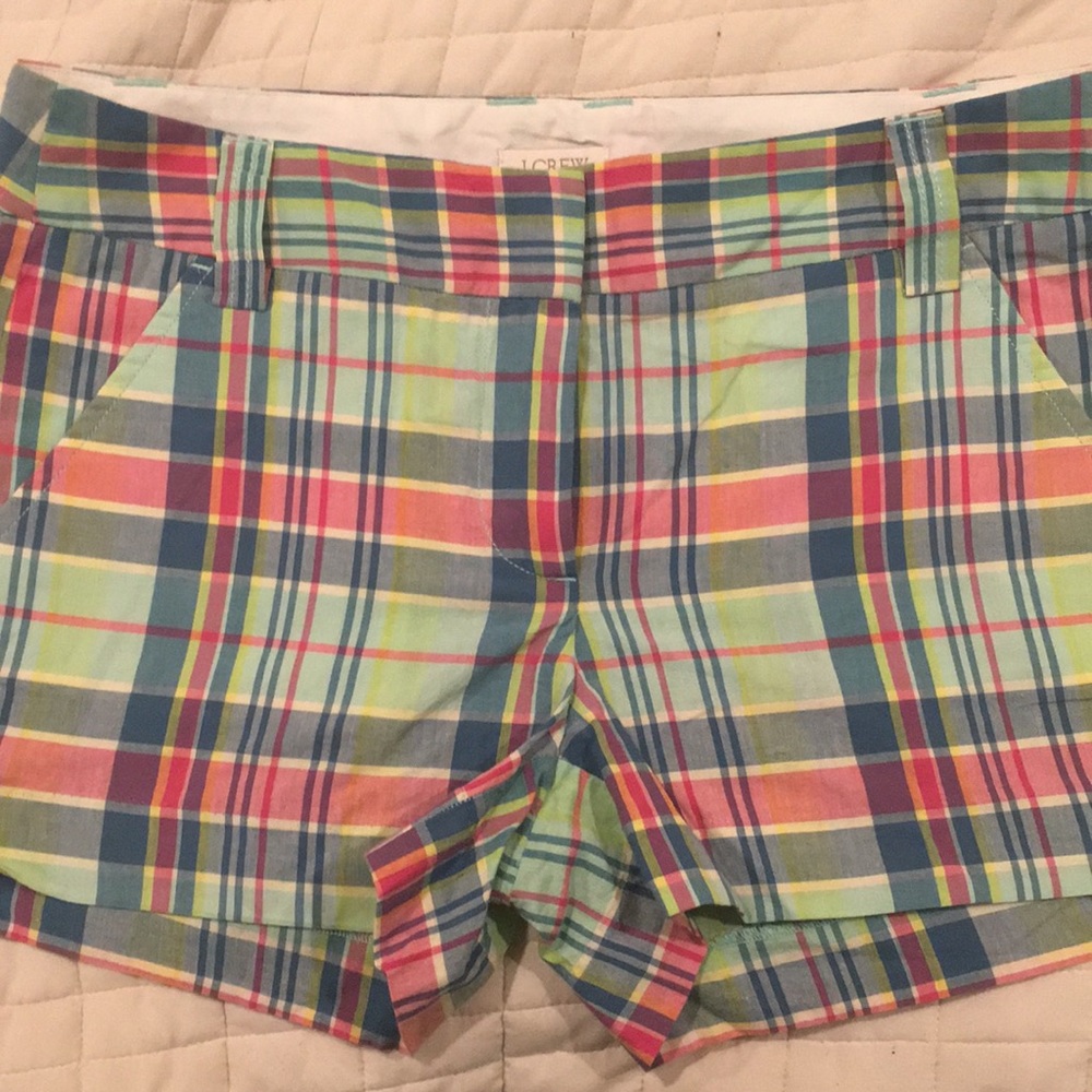 J crew Women’s multicolor J.Crew shorts size 2
SH-7
